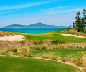 “GOLF HEAVEN” IN CENTRAL VIETNAM