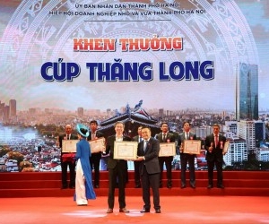 Tập đoàn BRG vinh dự nhận Cúp Thăng Long 2022 ghi nhận những đóng góp tích cực cho sự phát triển của Thủ đô