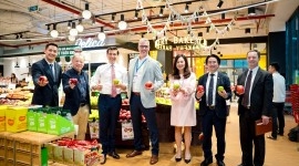 Thứ trưởng Bộ Nông nghiệp Hoa Kỳ tham dự chuỗi sự kiện tại Thủy Tạ Gourmet và Siêu thị Fujimart