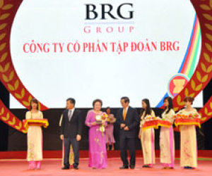Tập đoàn BRG được trao tặng danh hiệu 