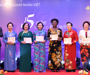Hội đồng DNNVN: 15 năm vì sự phát triển của Nữ Doanh nhân