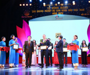 BRG Kings Island Golf Resort và BRG Da Nang Golf Resort nhận giải thưởng cao quý “Top 10 sân gôn hàng đầu Việt Nam 2016”,  do Bộ Văn hóa, Thể thao và Du lịch trao tặng