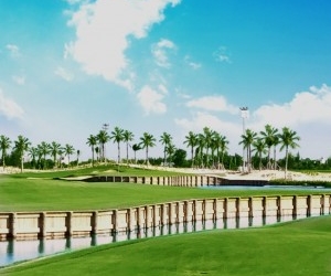 OFFERS 36-HOLE GOLF MASTERPIECE BY WORLDS TOP COURSE DESIGNERS “NICKLAUS & NORMAN”