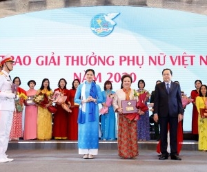 BRG GROUP CHAIRMAN HONORED AT VIETNAM WOMEN 2020